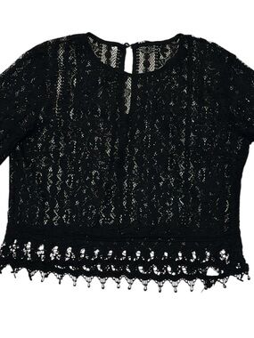 Black Lace Cropped Women's Top